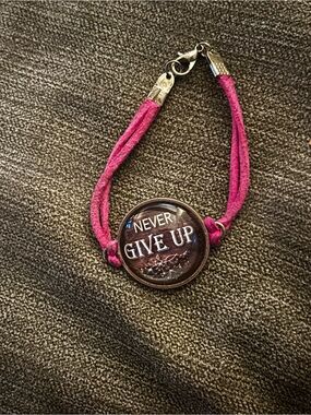 Motivational 'Never Give Up' Pink Suede Bracelet